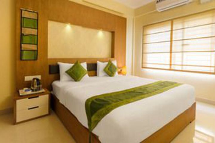 Room 16 of 42