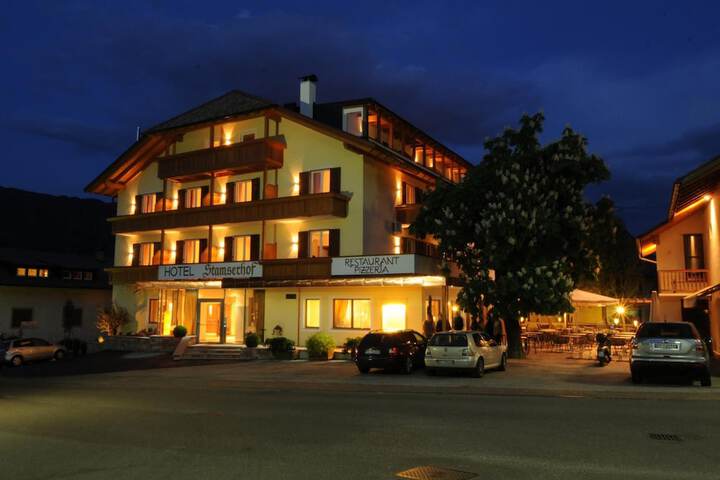 Hotel 35 of 39