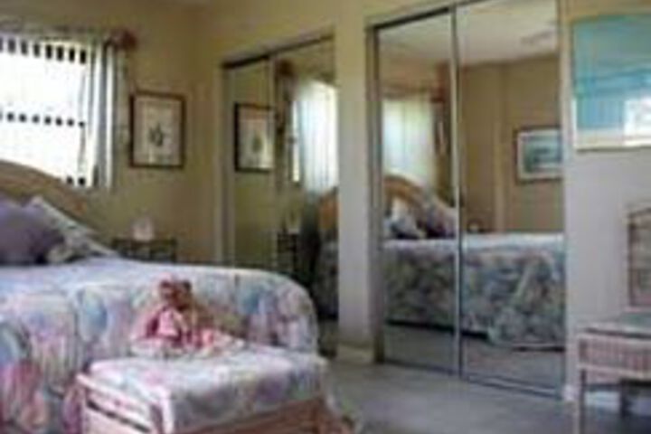 Room 8 of 14