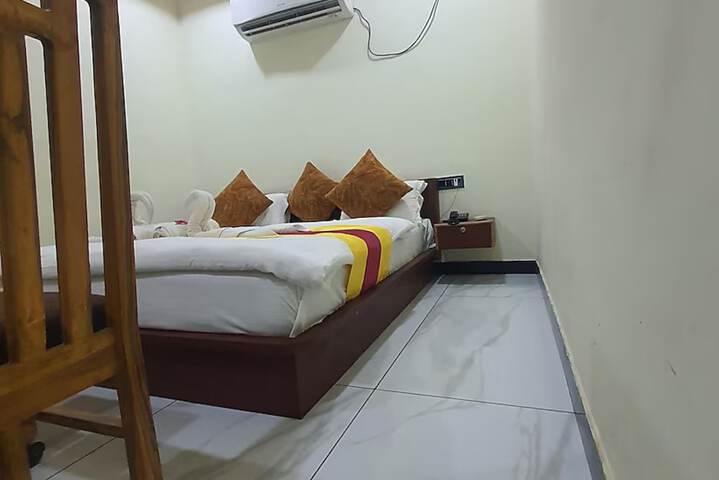Room 18 of 24
