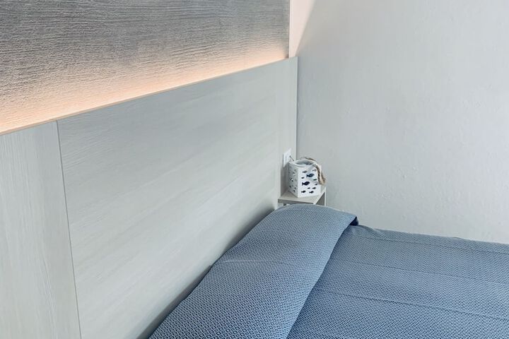 Room 8 of 41