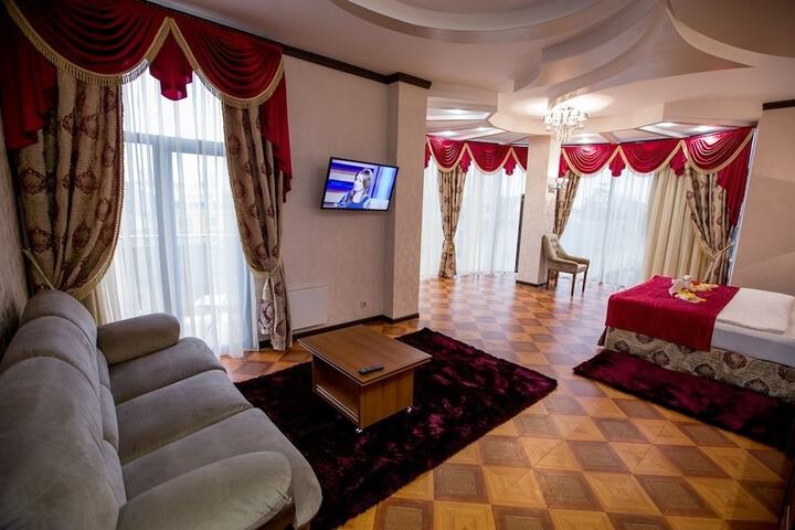 Room 28 of 54