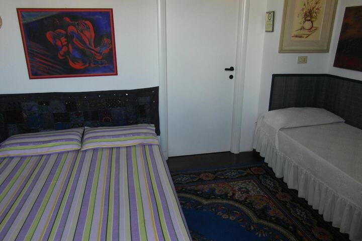 Room 14 of 44