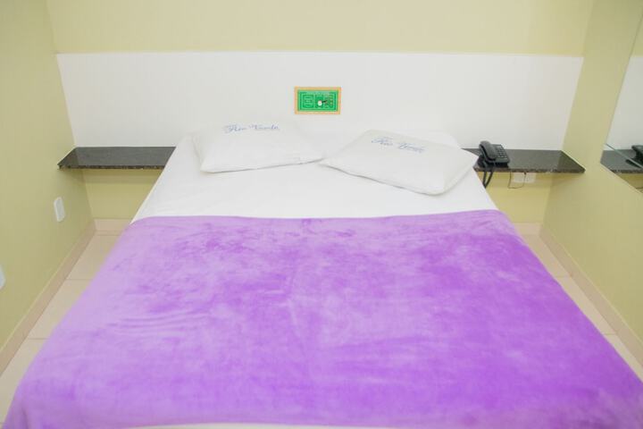 Room 17 of 46
