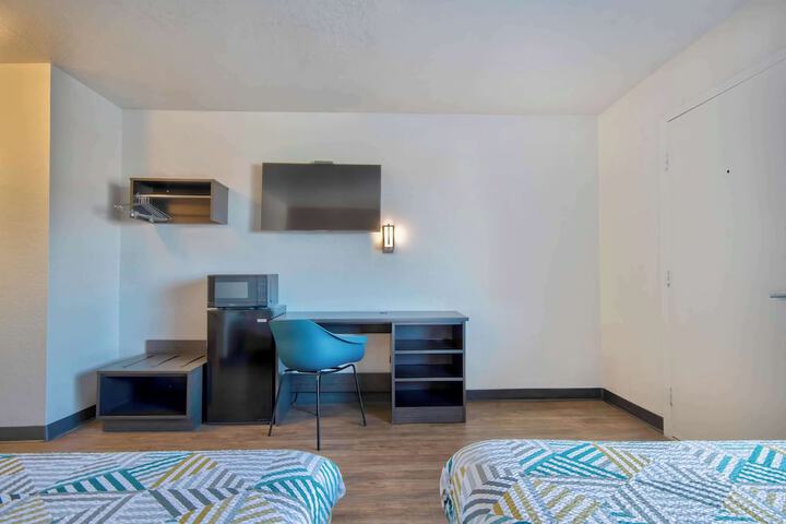 Room 14 of 30