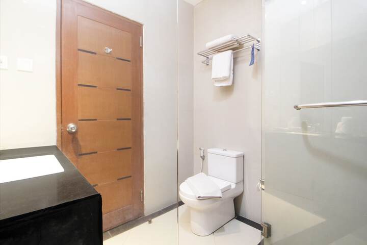 Room 13 of 21