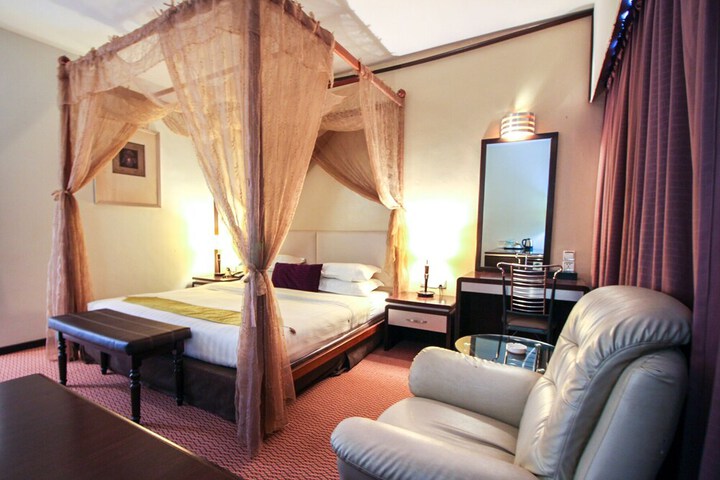 Room 20 of 44