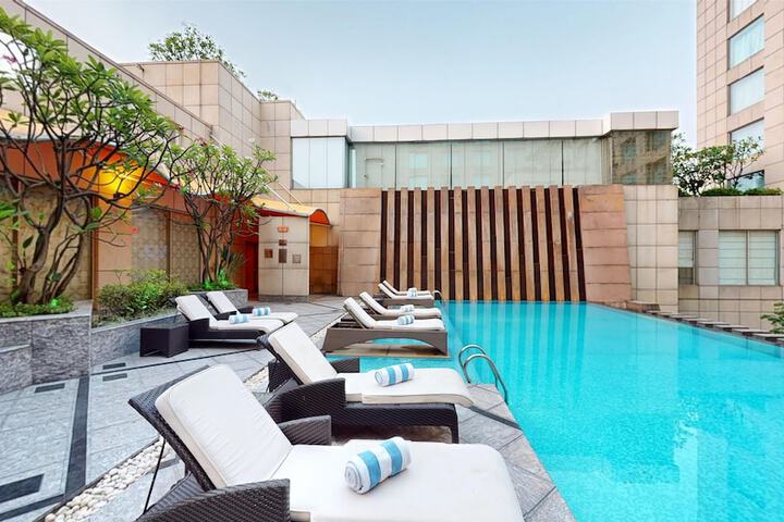 Pool 42 of 116