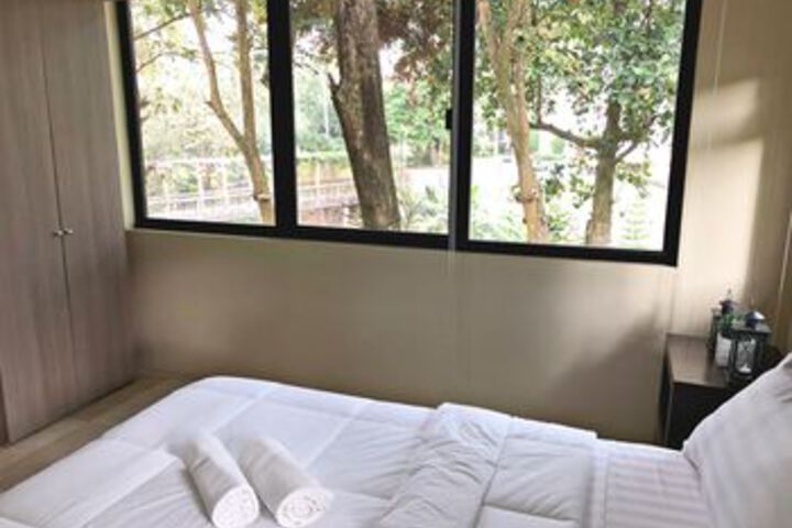 Room 18 of 60