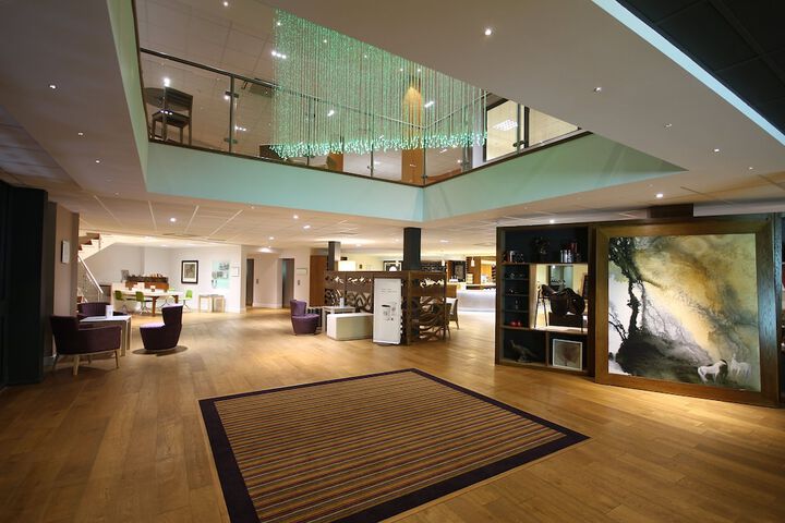 Hotel Interior 5 of 122