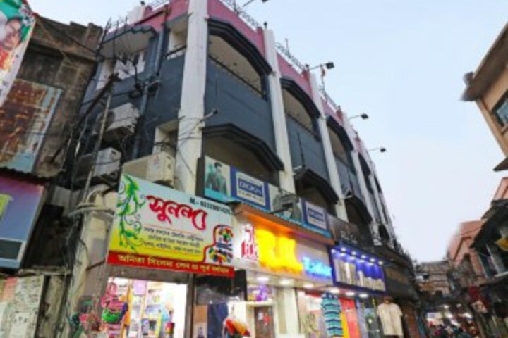 Hotel Monohar Inn by OYO Rooms