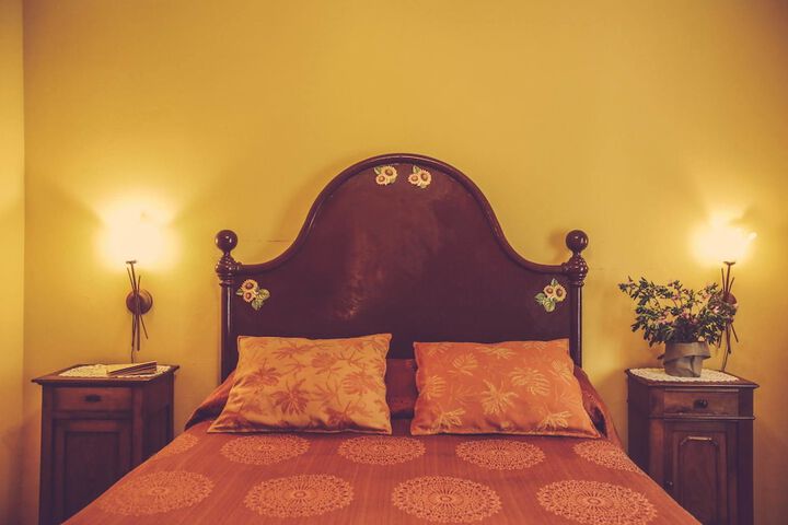 Room 2 of 27
