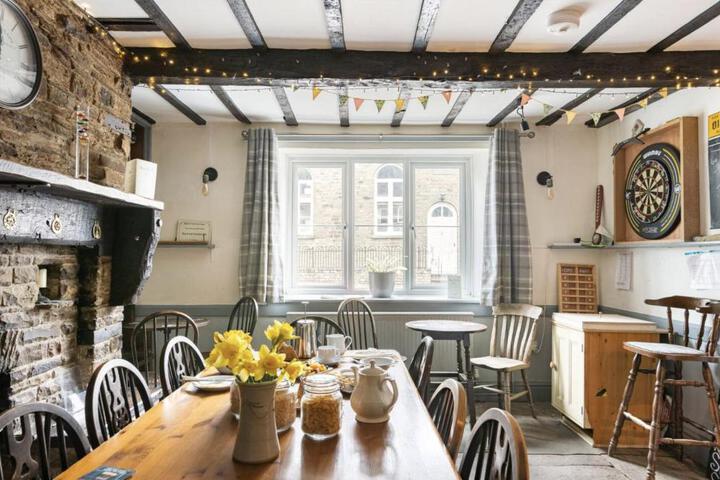 The Royal Oak Gladestry