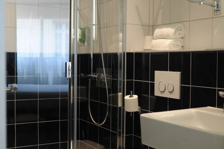 Clean Restrooms