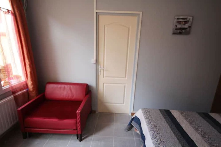 Room 15 of 64
