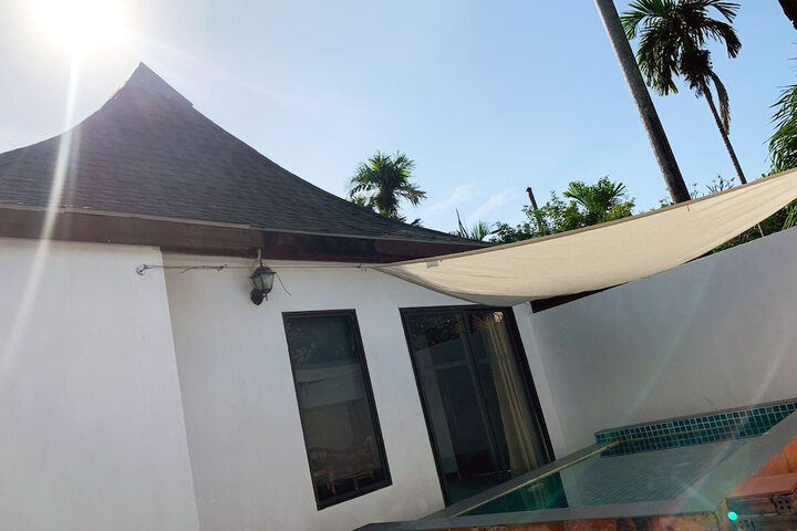Pool Hotel