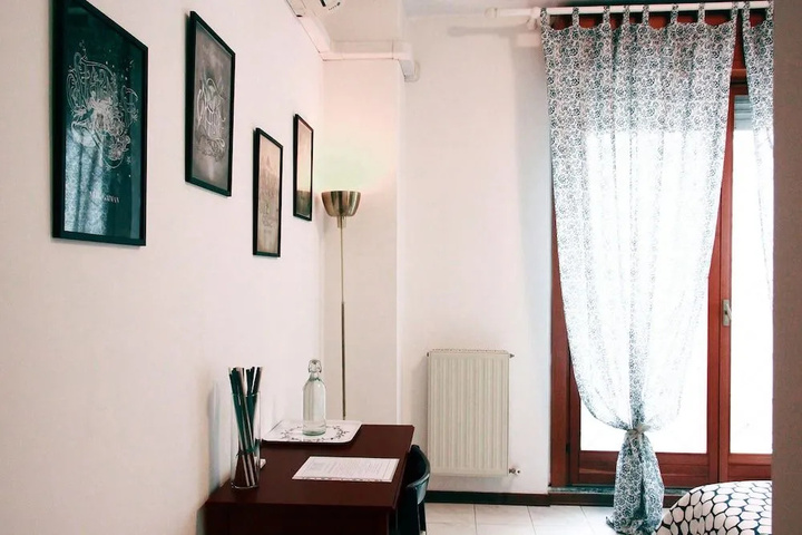 Room 3 of 15