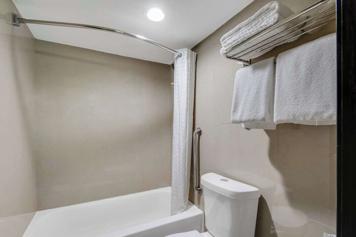 Room 14 of 24