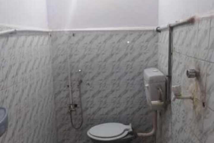Room 24 of 29