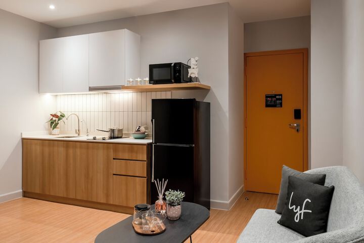 Room 16 of 41