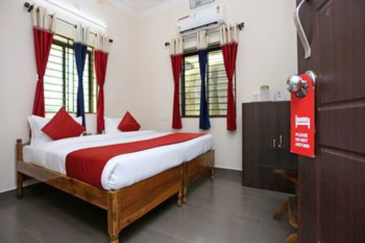 Room 4 of 31