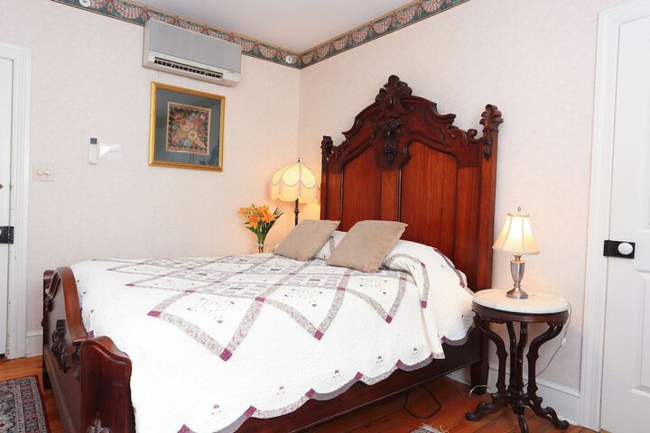 Room 14 of 48