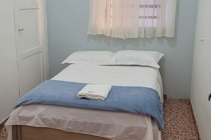 Room 25 of 32