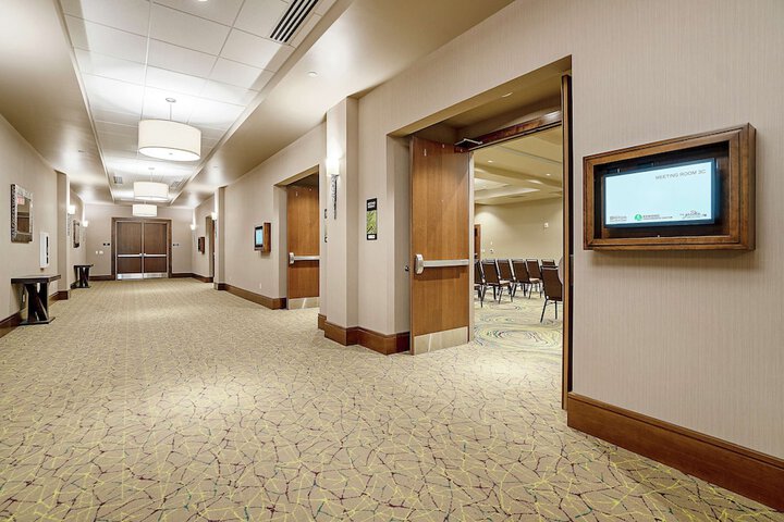 Meeting facility