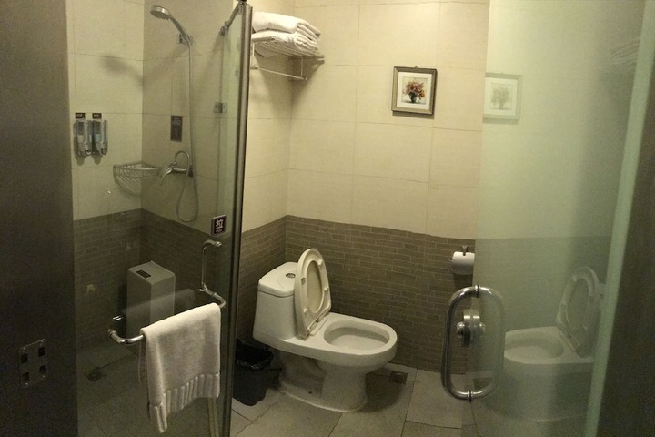 Room 20 of 25