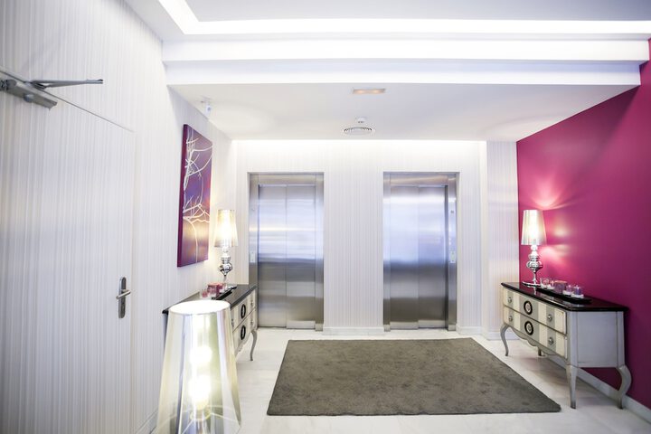Guest Lobby