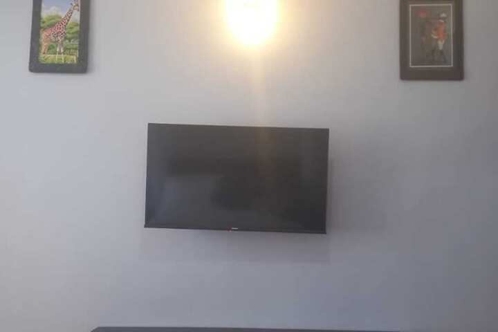 Room 35 of 150