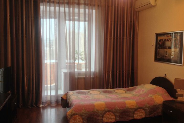 Room 5 of 21