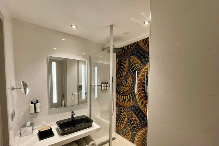Room 43 of 113