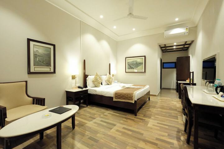 Room 16 of 70