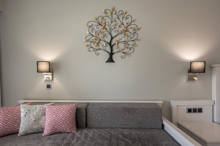 Room 62 of 340