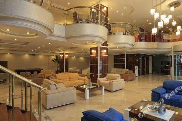 Grand Verda Hotel