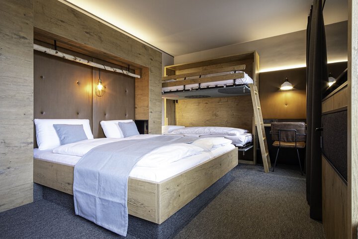 Room 5 of 21