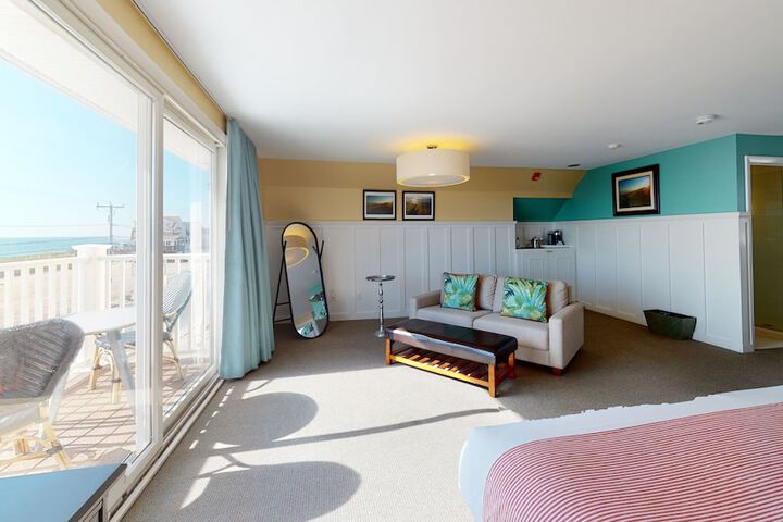 Room 30 of 80