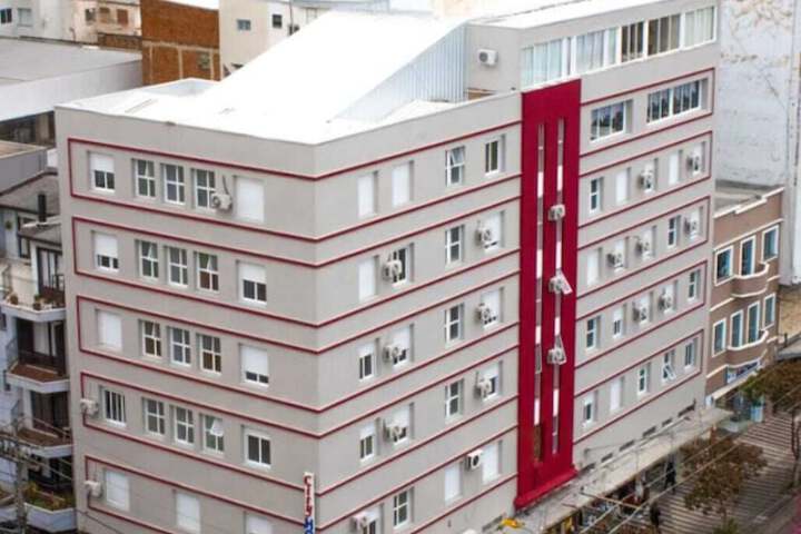 City Hotel