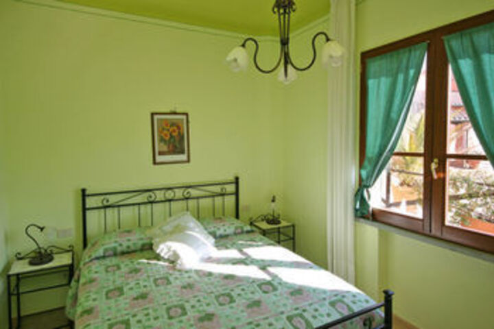Room 25 of 68
