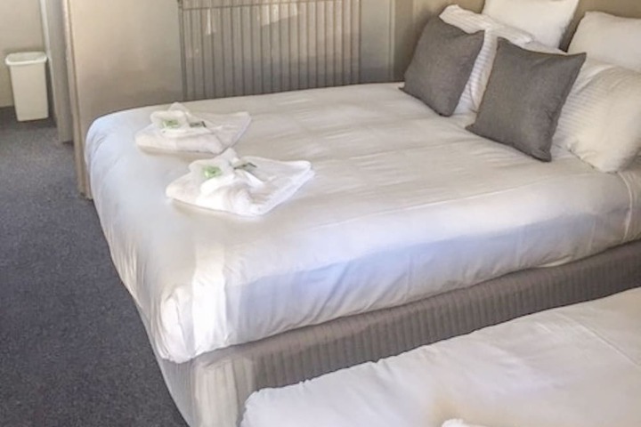 Room 21 of 62