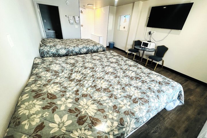 Room 15 of 29