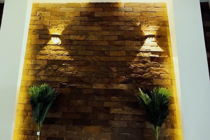 Hotel Interior 6 of 23
