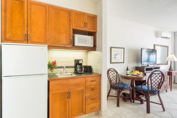 Private kitchenette