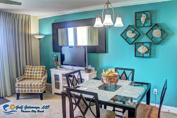 Room 26 of 142