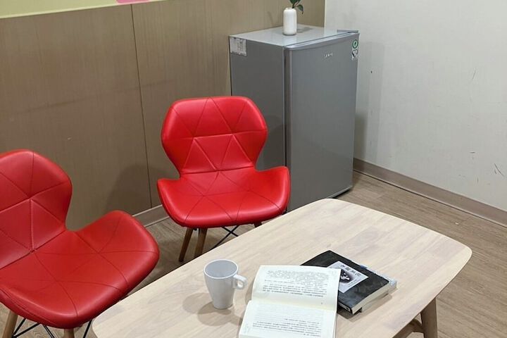 Room 12 of 49