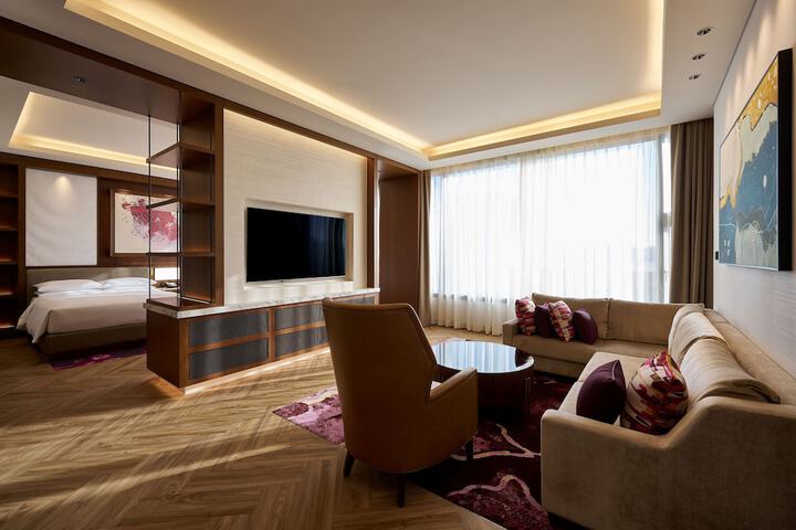 Room 49 of 203