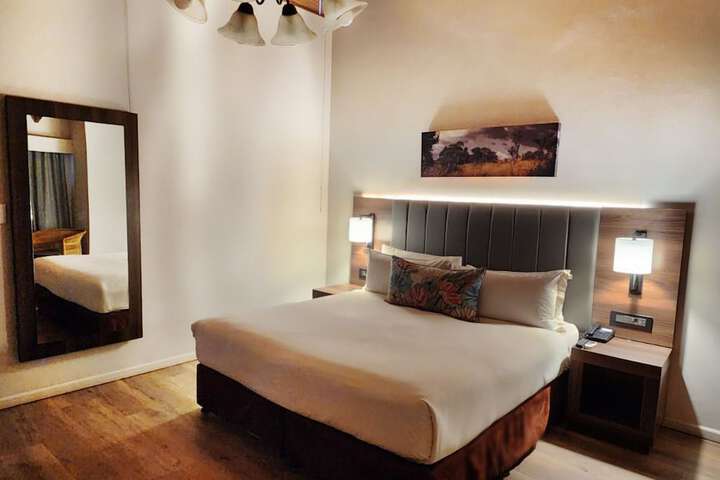 Room 29 of 132
