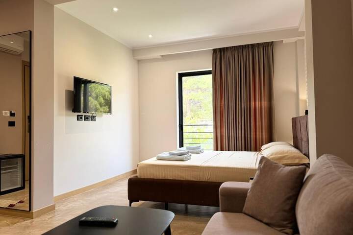 Room 16 of 95