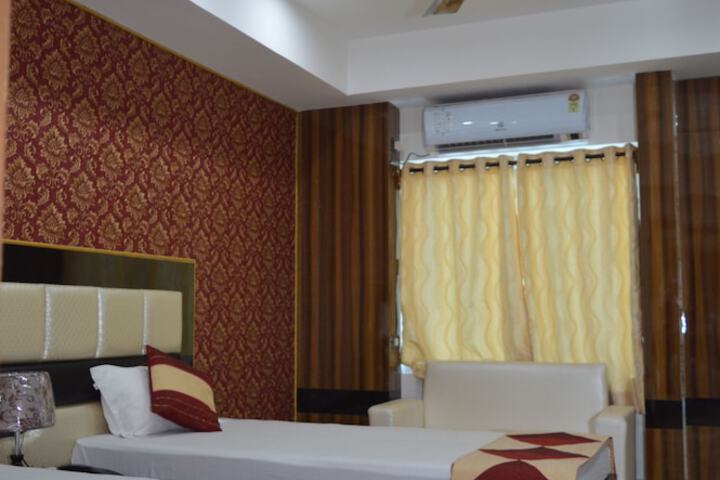 Room 8 of 21